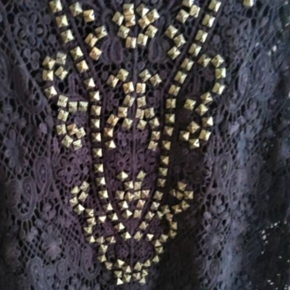 Urban Outfitters Ecote Queens crochet lace with studs tank top - Picture 4 of 12